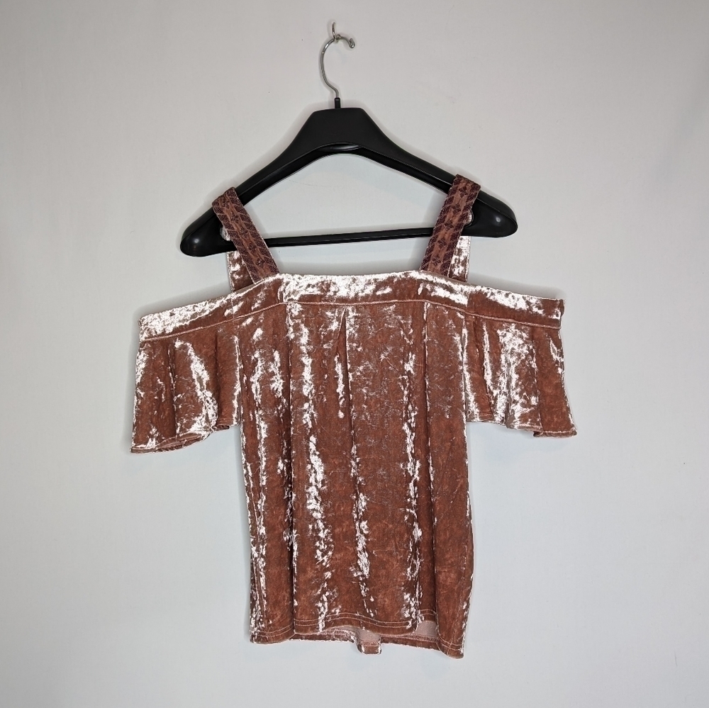 Lucky Brand Cold Shoulder Pink Velvet Top - Picture 7 of 13